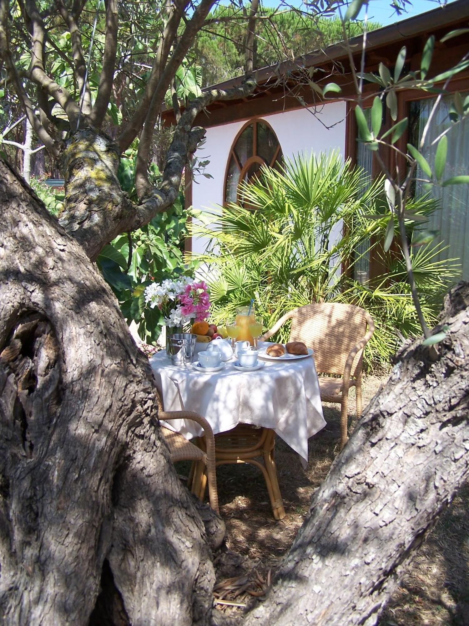 Hotel Club Ragno D'Oro Olbia Tempio Eksteriør billede